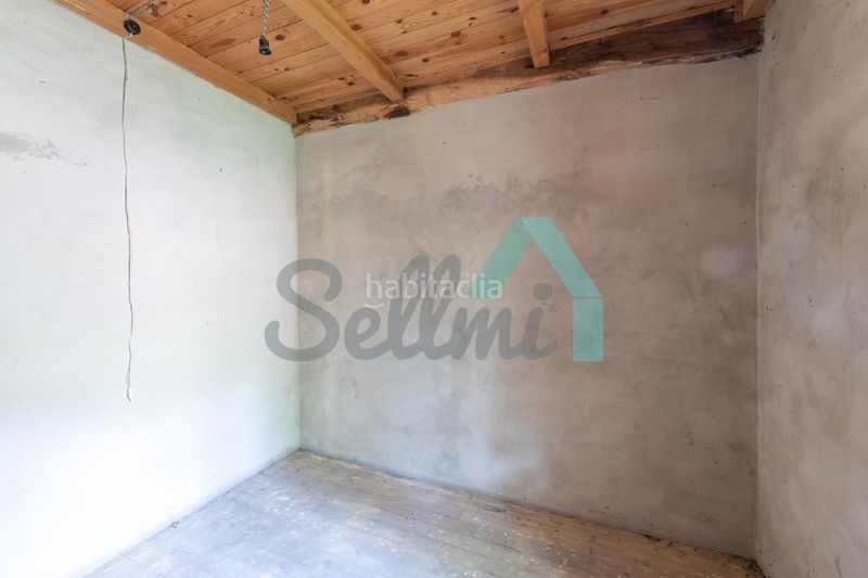Foto 6e5d03b2-7109-4f28-8603-4f63f1a0a858. Casa amb aparcament a Cangas del Narcea