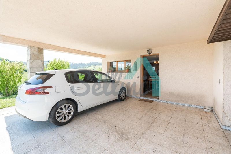 Foto bd4371bb-db98-4193-b06d-8bfda10f8c50. Casa amb calefacció aparcament a Cenero Gijón