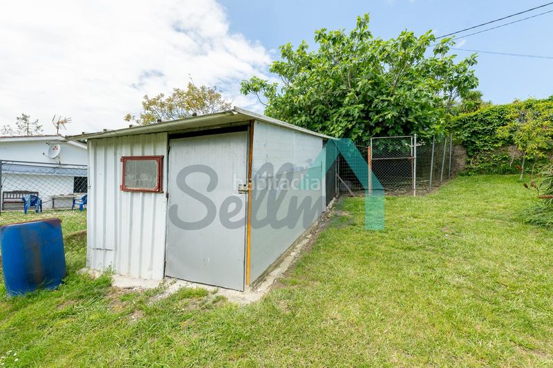 Foto c657d071-02ae-4be2-a476-cb3613c949bf. Casa amb calefacció aparcament a Cenero Gijón
