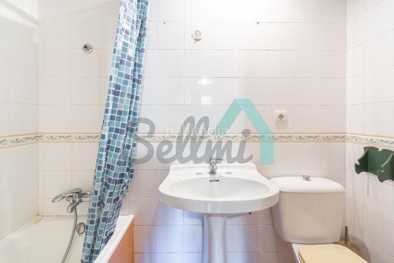Foto 5f3b63ca-0b2f-4e04-9f85-7f87ed783743. Pis amb calefacció aparcament a Llamaquique Oviedo