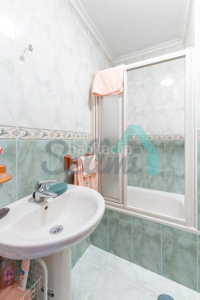 Foto 272b51ad-0503-41b3-94a0-27d93cc2714c. Etagenwohnung mit heizung in Ciudad Naranco - Prados de La Fuente Oviedo