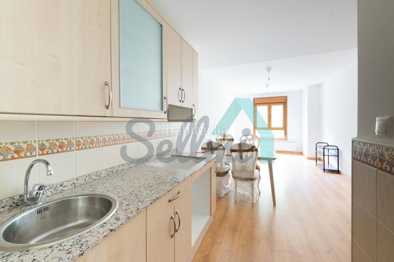 Foto 3d8cf220-ab43-4fc9-b9e3-026ffc20fd28. Piso en Aller