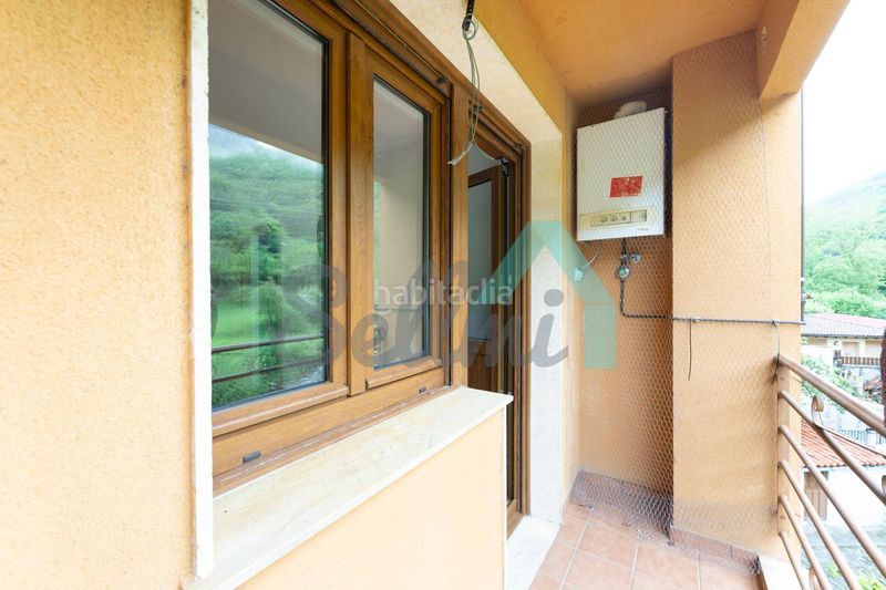 Foto c420aae7-ebcc-47c7-b332-892734730415. Piso en Aller
