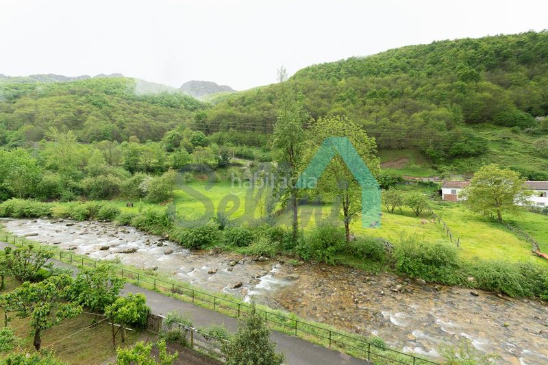 Foto f16cc9eb-df05-472f-b27c-9495e8408e32. Piso en Aller
