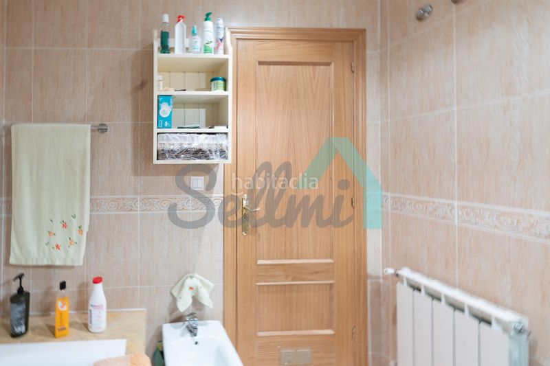 Foto 9b241d03-ba3a-4347-9786-d32b5a09bcab. Piso en Aller