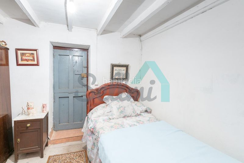 Foto 5fd3b5a8-f133-4881-afdf-f41a8cf01cc4. Casa adossada a Aller
