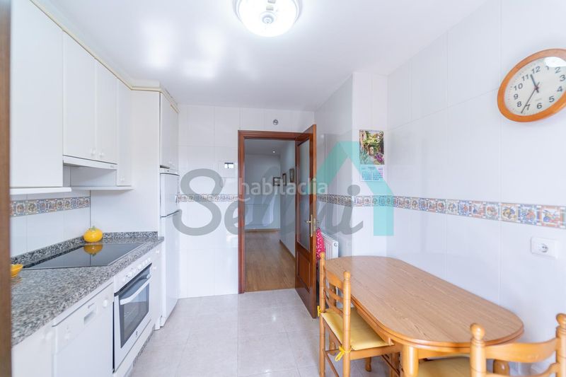 Foto 0a99f4e1-2ec5-4bd6-a6d1-c4f24da0661e. Piso en Cangas de Onís