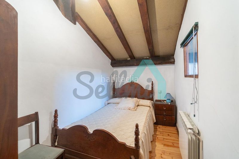Foto 4b795a82-5476-49e2-a02a-0174021f16e6. Casa adosada en Onís