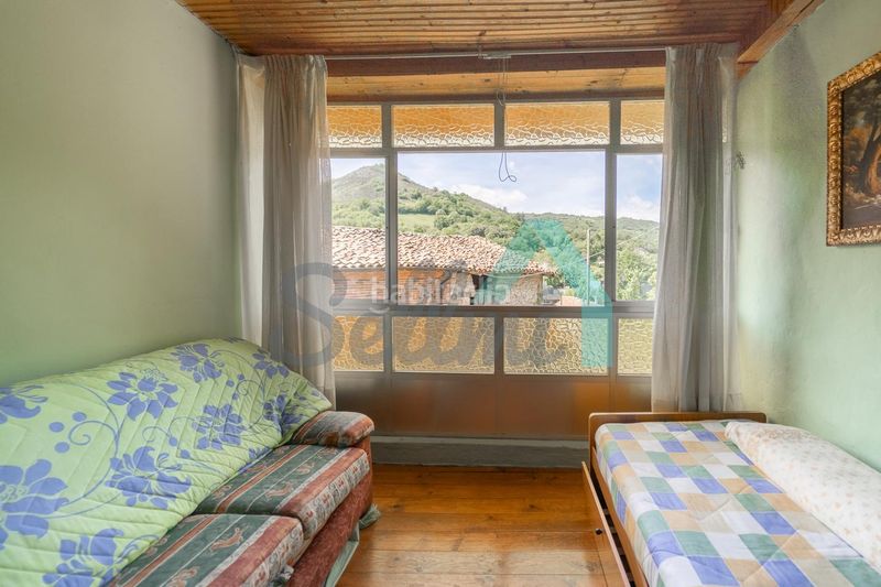 Foto 5073a140-25c5-49a2-ba03-5835e156b217. Casa adosada en Onís