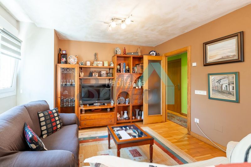 Foto 3823e918-5734-4918-8193-9c480f537b14. Appartamento con riscaldamento parcheggio in Villalegre - La Luz Avilés