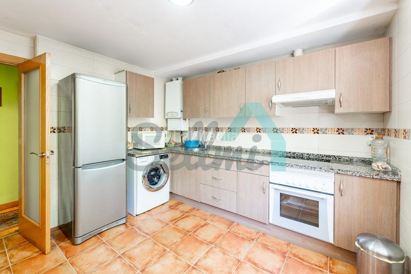 Foto 917015e8-c7bb-432f-bd26-a6745a62c5df. Appartamento con riscaldamento parcheggio in Villalegre - La Luz Avilés