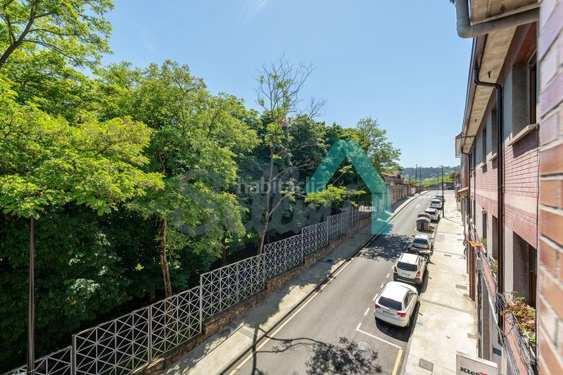 Foto fa4af69d-f279-4bd3-a3b1-e03a757a08cc. Pis amb calefacció aparcament a Villalegre - La Luz Avilés