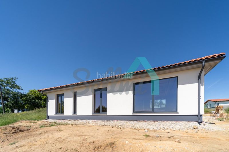 Foto f5606346-3050-4184-b4c7-b3e4ebef7c43. Casa amb calefacció aparcament a Parroquias Norte Siero