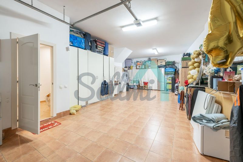 Foto 06dd6618-12b8-4449-80cb-d7efa12ac3c8. Casa adossada amb calefacció aparcament a Vegadeo