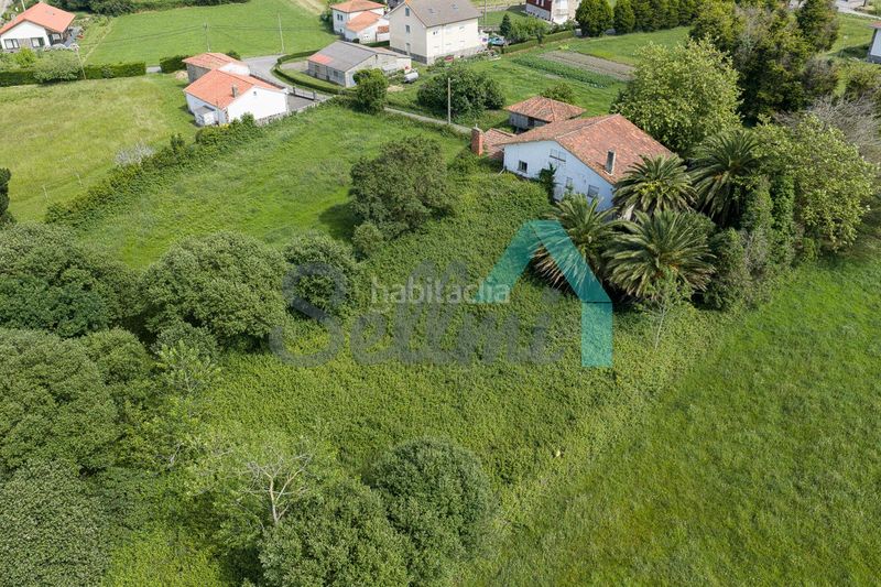 Foto 97d4f52a-dfdd-42c2-b1f5-e938c283a40a. Casa amb aparcament a Cudillero