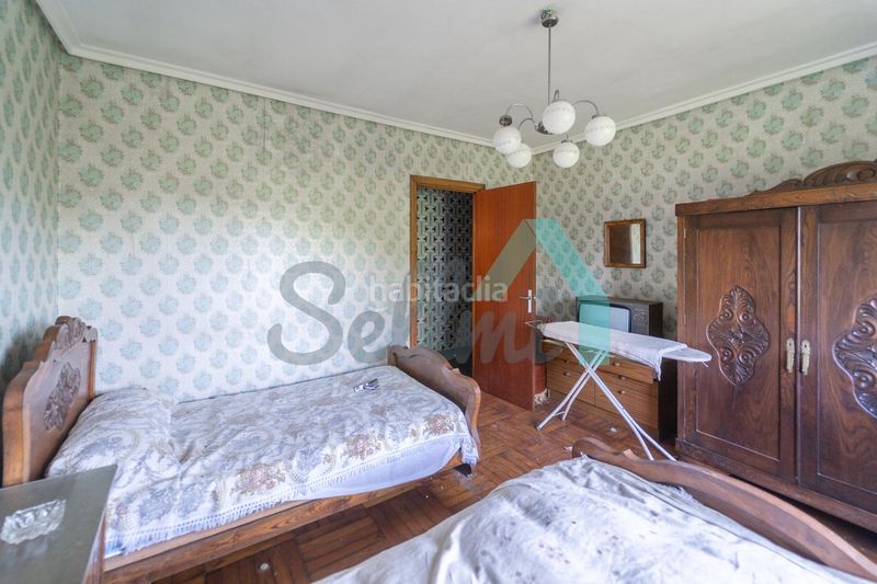 Foto a0fc1a0d-f13f-410d-a482-37035bd6f5e4. Casa amb aparcament a Cudillero