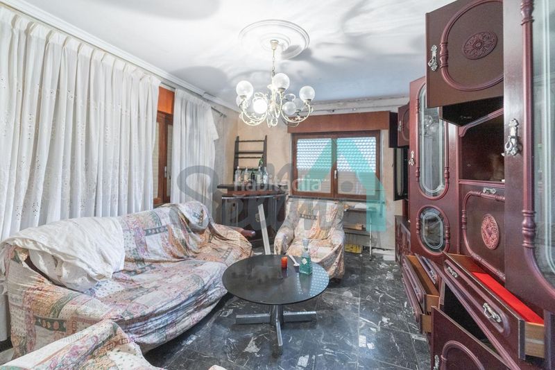 Foto f5b3a8bd-dc15-4bb5-9eed-7d9744eef3c2. Casa amb aparcament a Cudillero