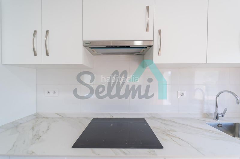 Foto 99c30b78-8c40-4049-8042-377f26301c95. Casa a Laviana
