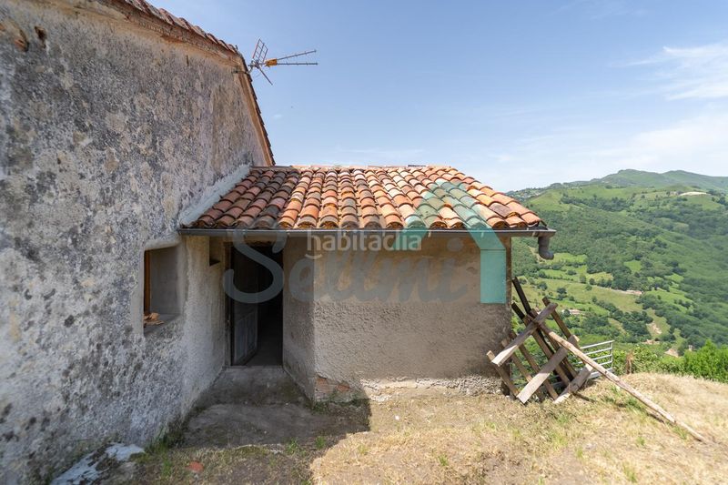 Foto d552c839-140d-419f-ad9b-11e285e9fe32. Casa a Laviana