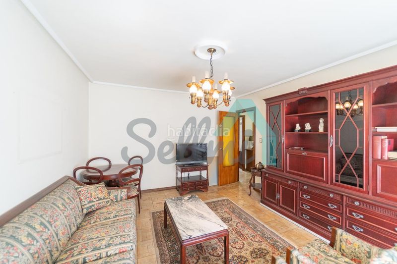 Foto d005a866-d4a9-4686-8936-8e91fb10e7c5. Pis amb calefacció a Centro Gijón