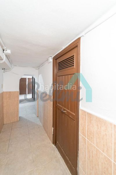 Foto 8d383a0e-3c0d-4ab4-9a98-3a6d33c886f6. Planta baixa amb calefacció a Aller