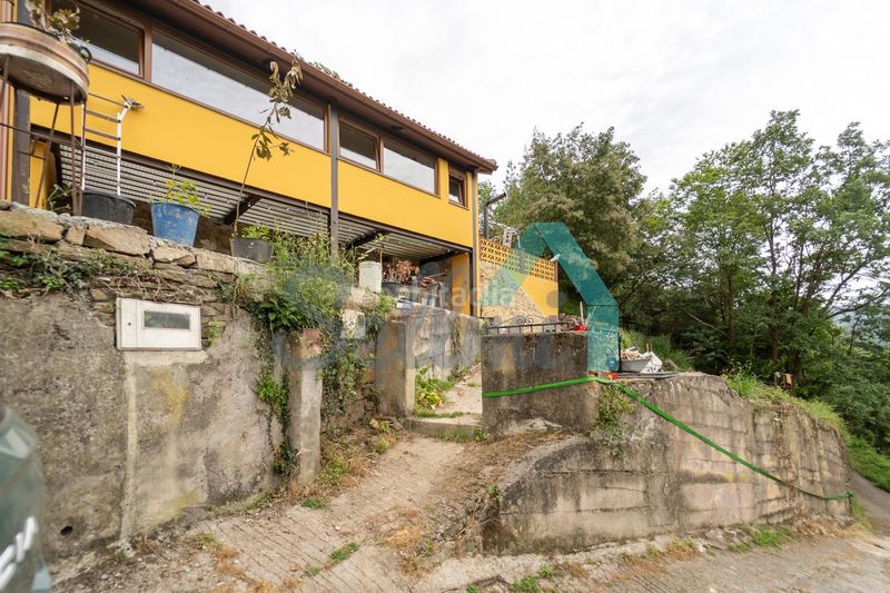 Foto 00b8e892-f500-481c-a1ed-714982885220. Miete haus mit heizung in Zona Rural Mieres