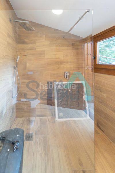 Foto 643f551a-1647-4c64-bf86-c06bd1476aa8. Miete haus mit heizung in Zona Rural Mieres