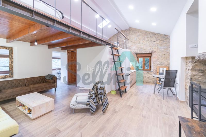 Foto 84db8abd-0207-402d-8003-57d9348cc1e0. Miete haus mit heizung in Zona Rural Mieres