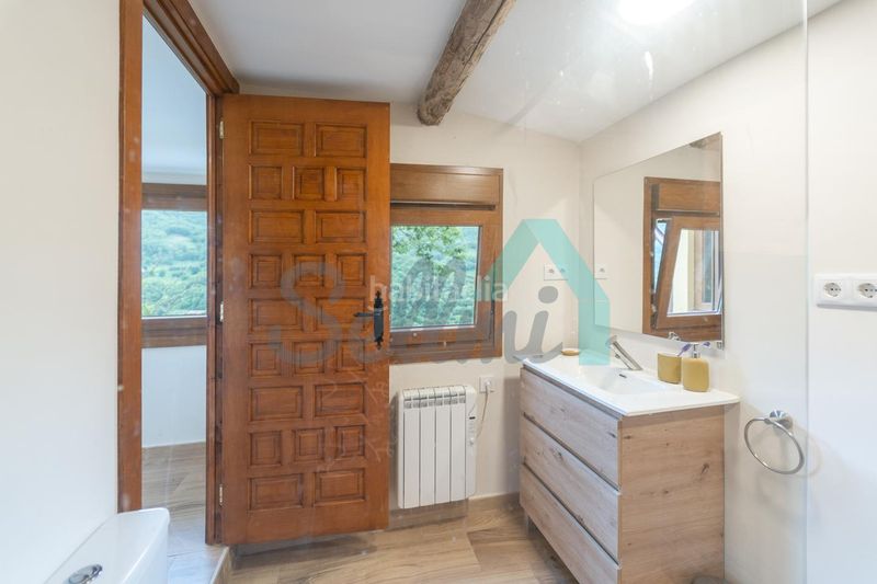 Foto bd2588d3-05a8-44cc-ba08-5f11d3be2914. Miete haus mit heizung in Zona Rural Mieres