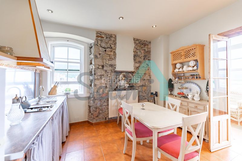 Foto 545f0a0a-92c0-40a3-bab9-aa91cfadf1ec. Etagenwohnung mit heizung in Muros de Nalón