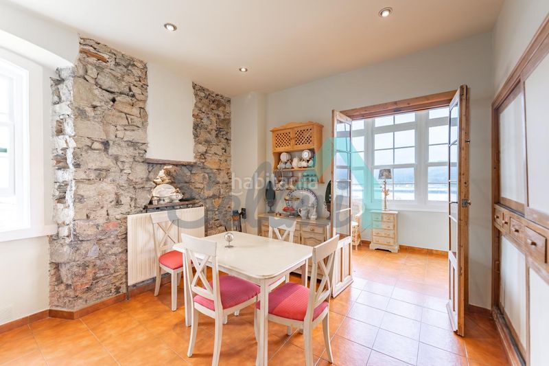 Foto db51de01-75e5-4302-8aeb-e37c91c59e59. Etagenwohnung mit heizung in Muros de Nalón