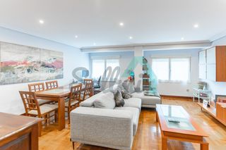 Location Appartement  Calle premio real