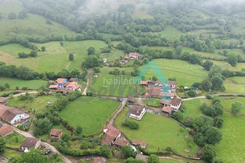 Foto fd1f0654-879e-4c80-a4d2-67110a7ad98a. Terreny residencial a Grado