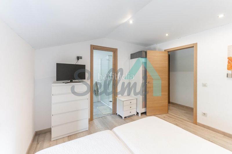 Foto 75b13389-a083-4d61-a99b-f673955c7c73. Edifici a Villamanín