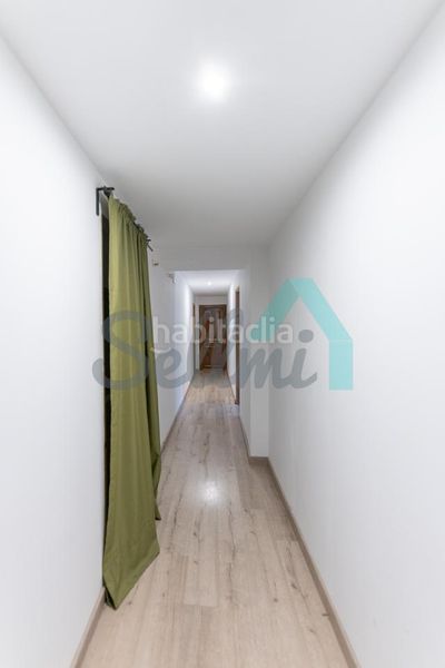 Foto a94237db-364d-4e75-afd8-e32afb78632c. Edifici a Villamanín