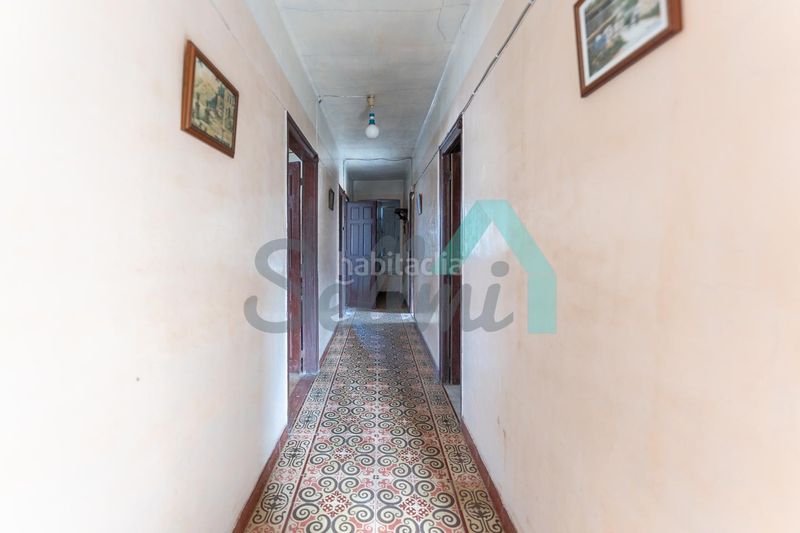 Foto 00c95292-0615-4c42-b301-985c757faf0b. Casa amb calefacció a Salas