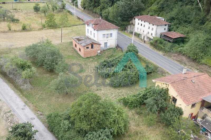 Foto 0d27cea0-ce1f-4f5d-865a-3ff2535d137c. Casa amb calefacció a Salas