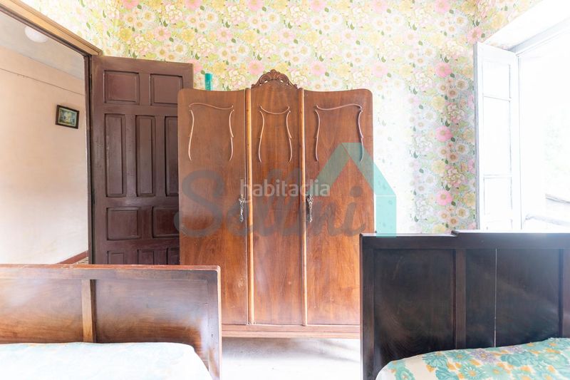 Foto 0e08323a-bbef-479f-a44e-7a4e7ee517e6. Casa amb calefacció a Salas