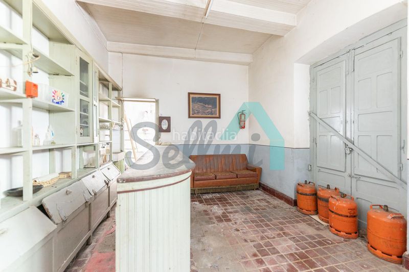 Foto 107906f3-1080-45eb-b415-2d86de3c062d. Casa amb calefacció a Salas