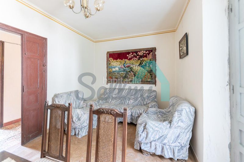 Foto 4810757d-38a6-436f-b1c6-ee1409782d5e. Casa amb calefacció a Salas