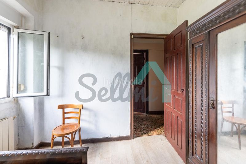 Foto b0347ab3-65ef-487b-8587-18cb589ce71c. Casa amb calefacció a Salas