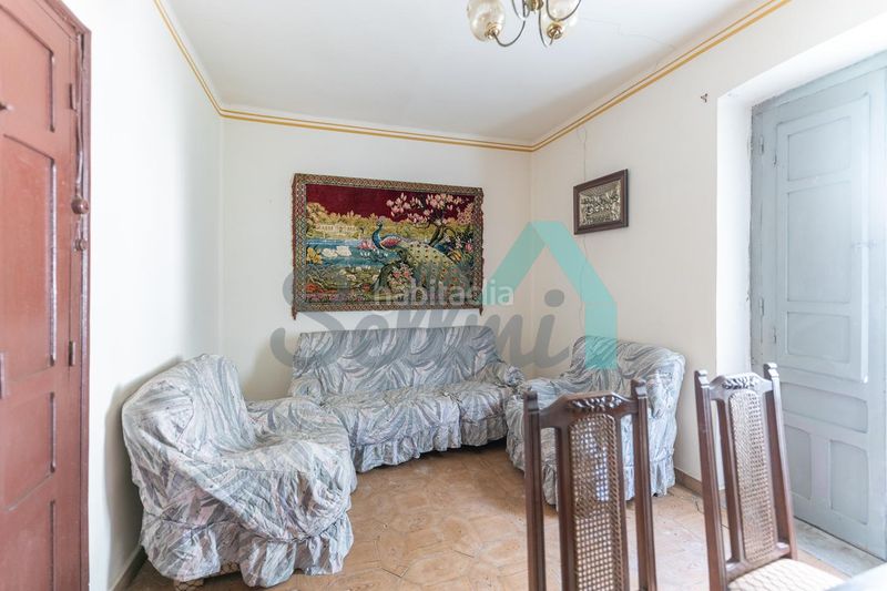 Foto b8ee7773-a3c6-488e-acd1-08ac76f74988. Casa amb calefacció a Salas