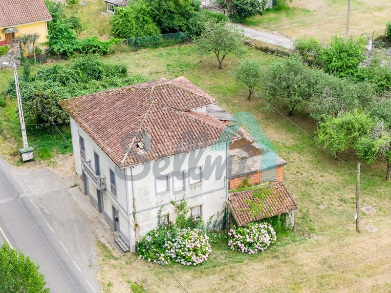Foto c72f5c7c-9941-4b8e-905e-f88cfe34e9cd. Casa amb calefacció a Salas
