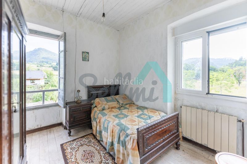 Foto dd3e6c3e-e471-4b5b-8af7-4868798d79c6. Casa amb calefacció a Salas