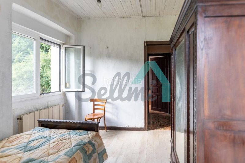 Foto e5ed0829-346a-4687-8dfe-56a55bdd80a5. Casa amb calefacció a Salas