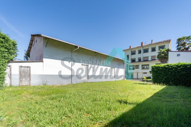 Foto a675ff60-7788-4779-8e1b-8957ab00509b. Edificio in Piloña