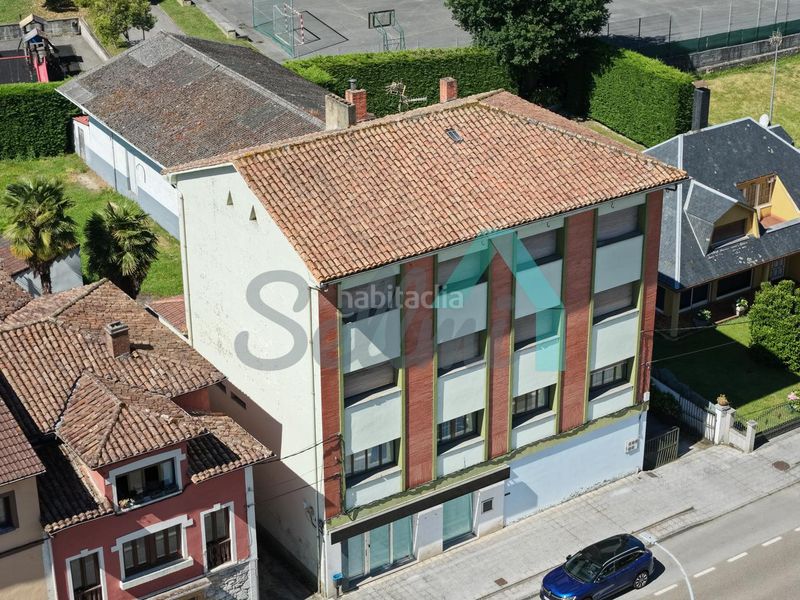 Foto dba86c21-fd85-4090-828a-ce0a4fecd836. Edificio in Piloña