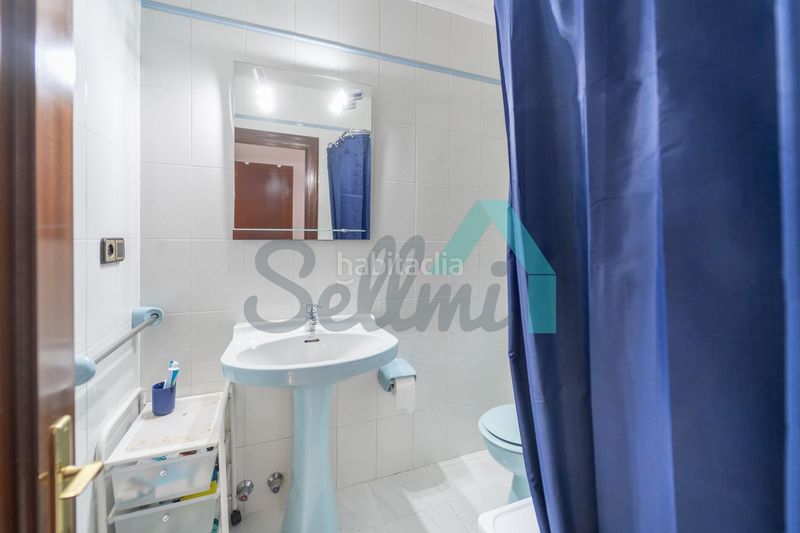 Foto df8931ef-e991-40c9-9503-b99c01e06785. Edificio in Piloña