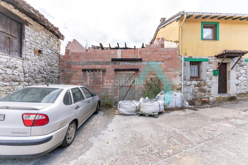 Foto 63f2a7ba-d783-4f67-bf3e-926c25e412ea. Casa adossada a Quirós
