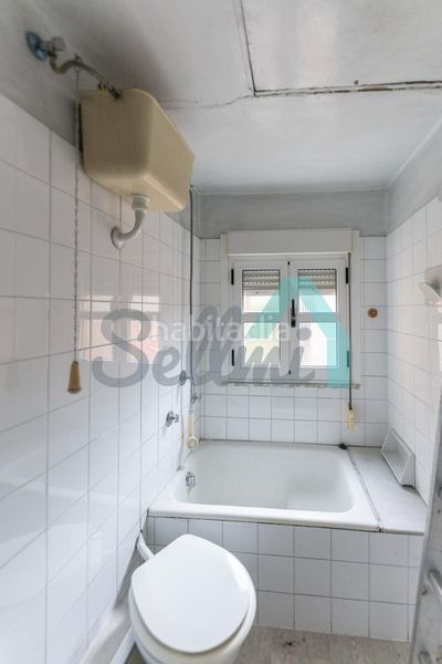 Foto a3f74349-0b0d-4aa1-9949-ab6847ca4aba. Casa adossada amb calefacció a La Felguera Langreo